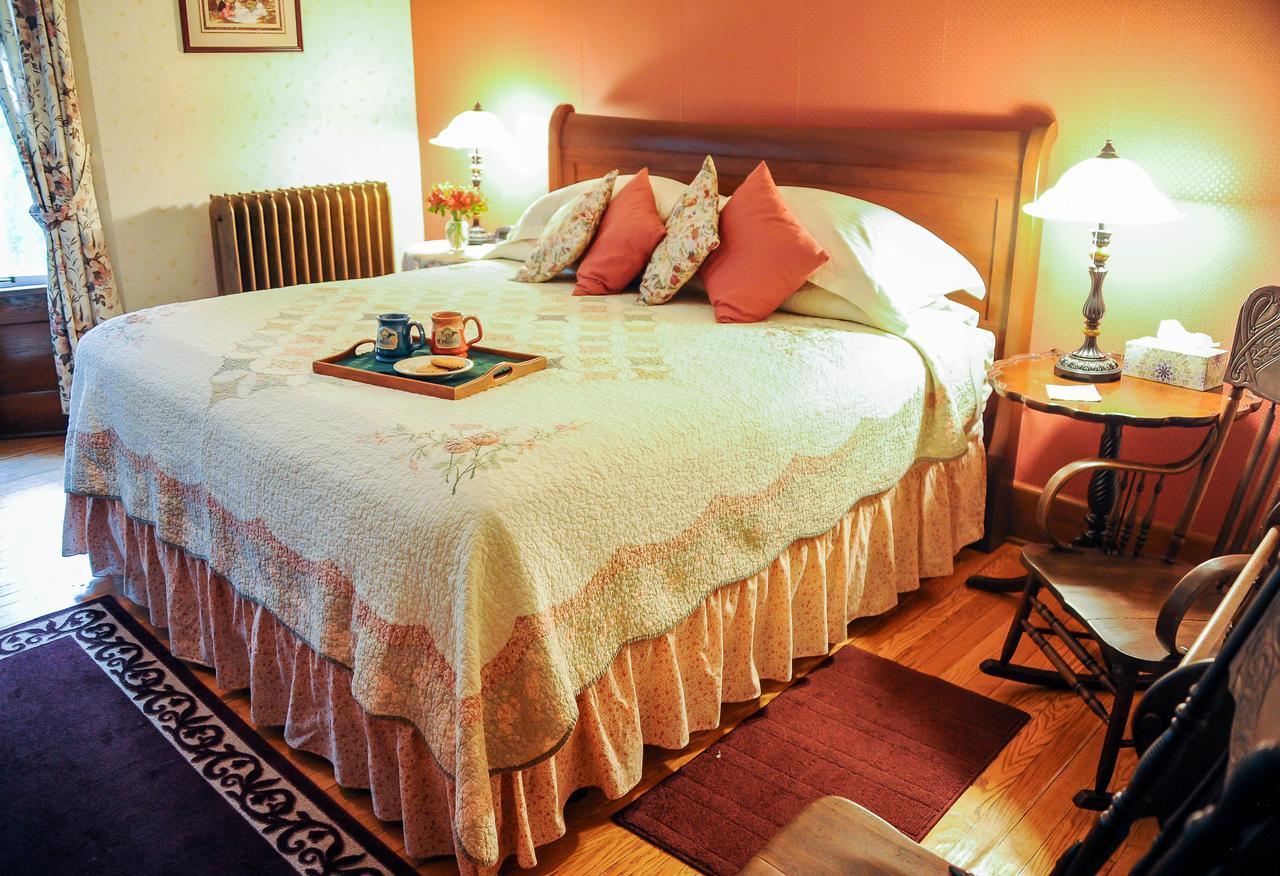 The White Oak Inn Zuck Ngoại thất bức ảnh